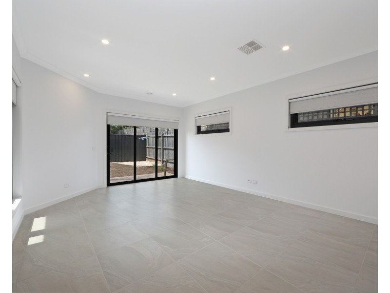 3 Balladonia Road, Rowville VIC 3178