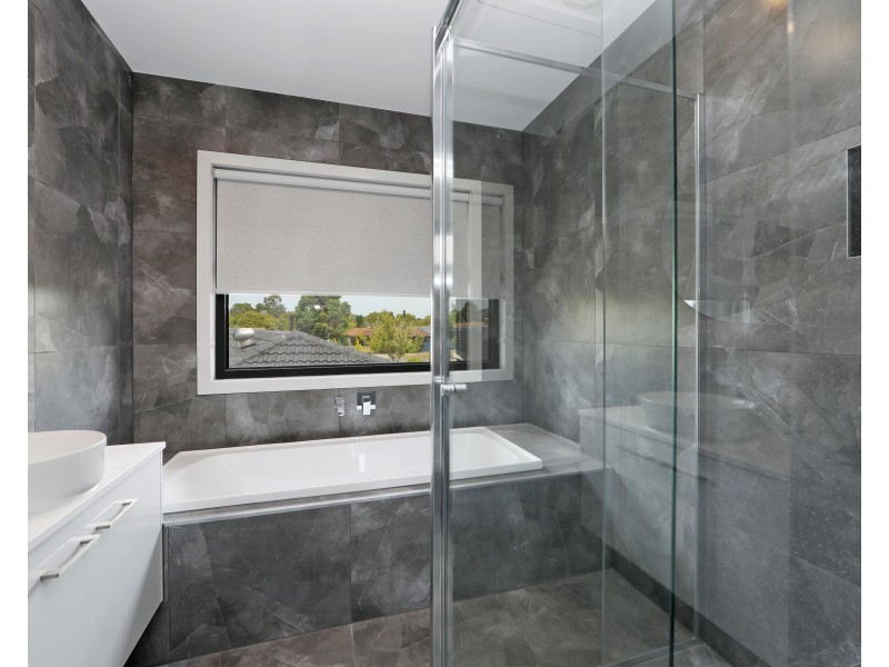 3 Balladonia Road, Rowville VIC 3178