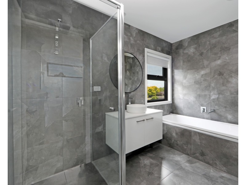 153a Murrindal Drive, Rowville VIC 3178