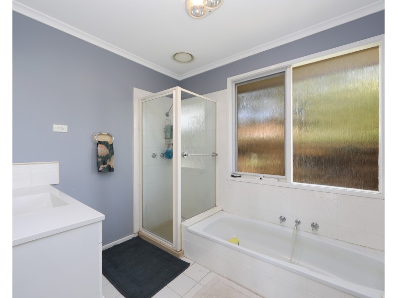 8 Tanya Court, Rowville VIC 3178