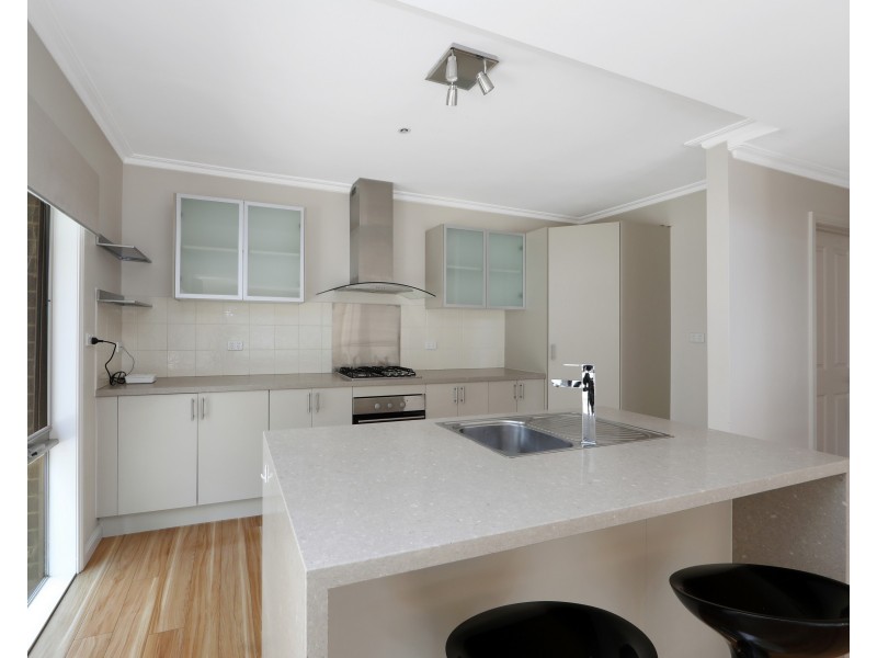 2/41 Deschamp Crescent, Rowville VIC 3178