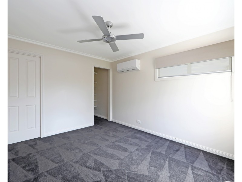 2/41 Deschamp Crescent, Rowville VIC 3178