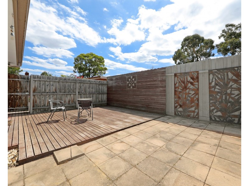 2/41 Deschamp Crescent, Rowville VIC 3178