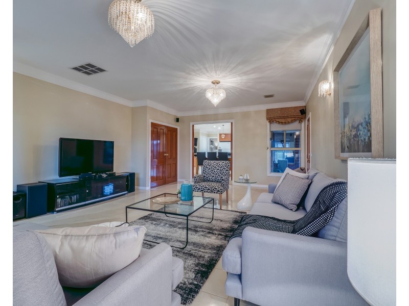 42 Grange Drive, Lysterfield VIC 3156