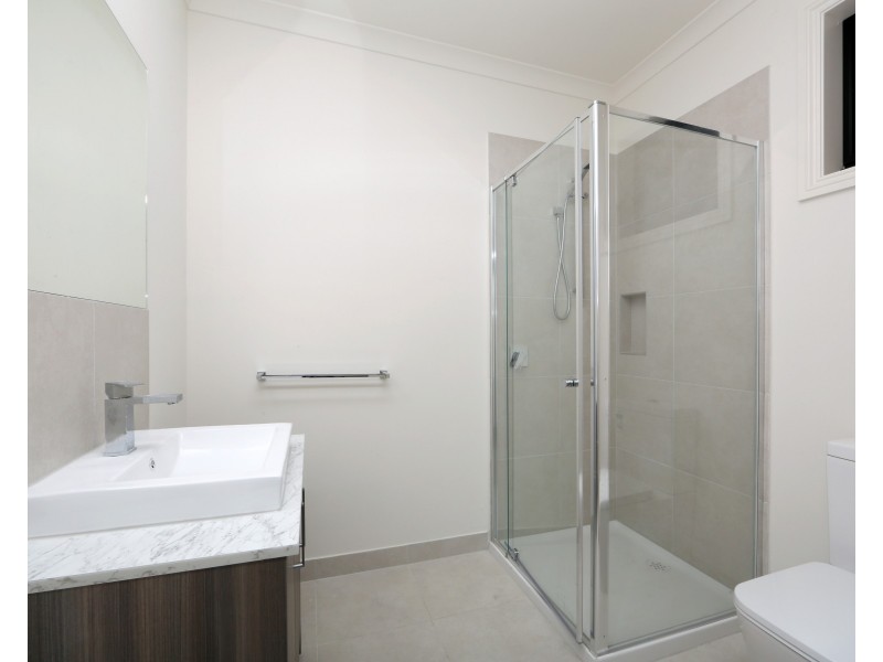 2/21 Stamford Crescent, Rowville VIC 3178