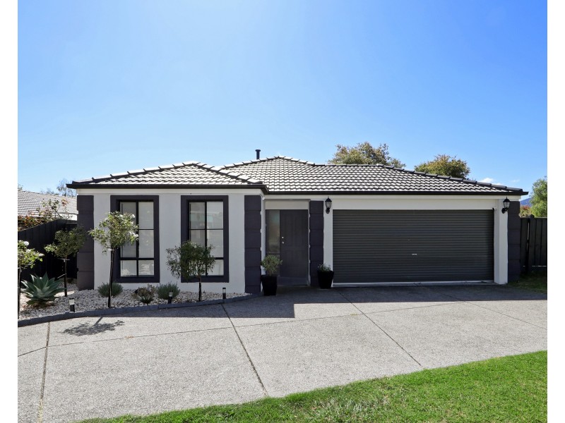 175 Karoo Road, Rowville VIC 3178