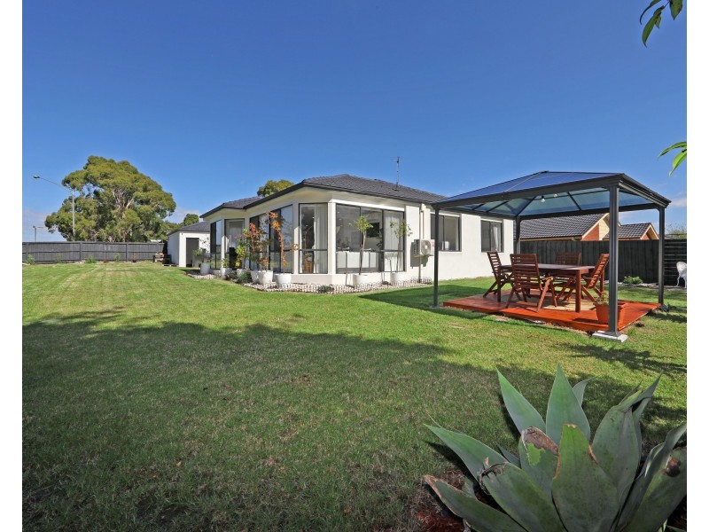 175 Karoo Road, Rowville VIC 3178