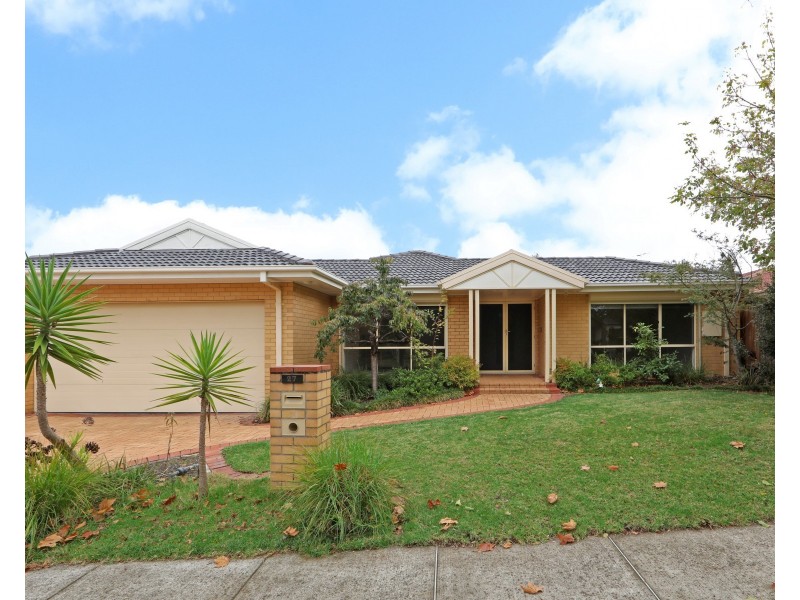 27 Dandelion Drive, Rowville VIC 3178