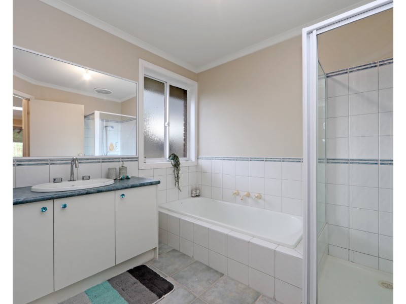 47 Cromwell Drive, Rowville VIC 3178