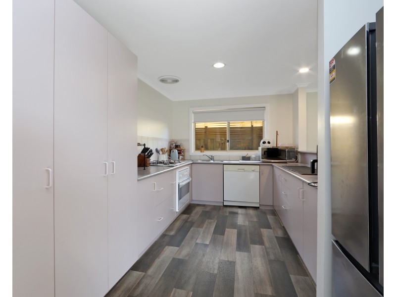 1/22 Fonteyn Drive, Wantirna South VIC 3152