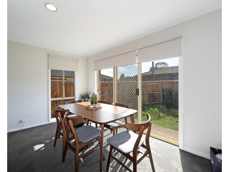 1/22 Fonteyn Drive, Wantirna South VIC 3152