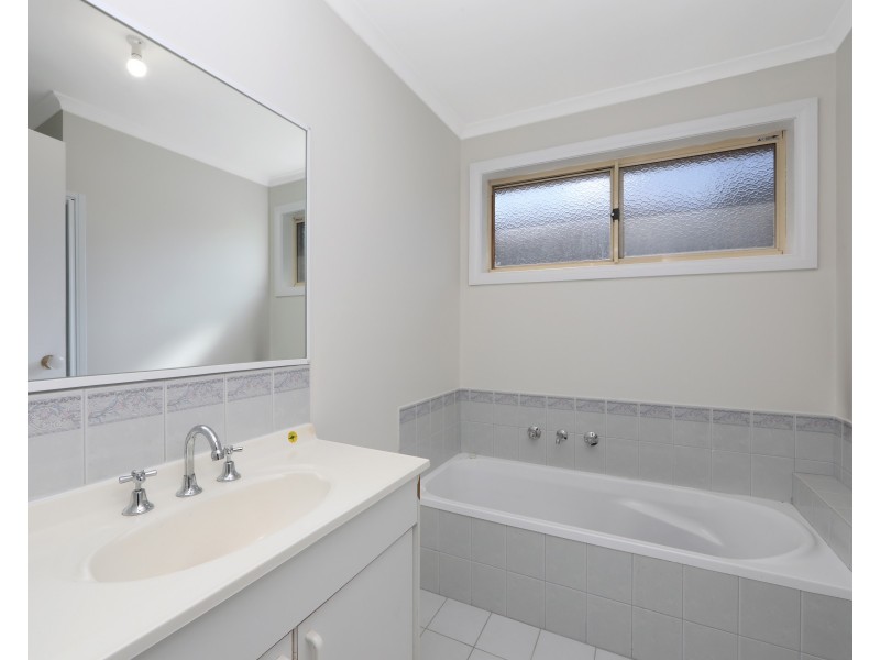 1/22 Fonteyn Drive, Wantirna South VIC 3152