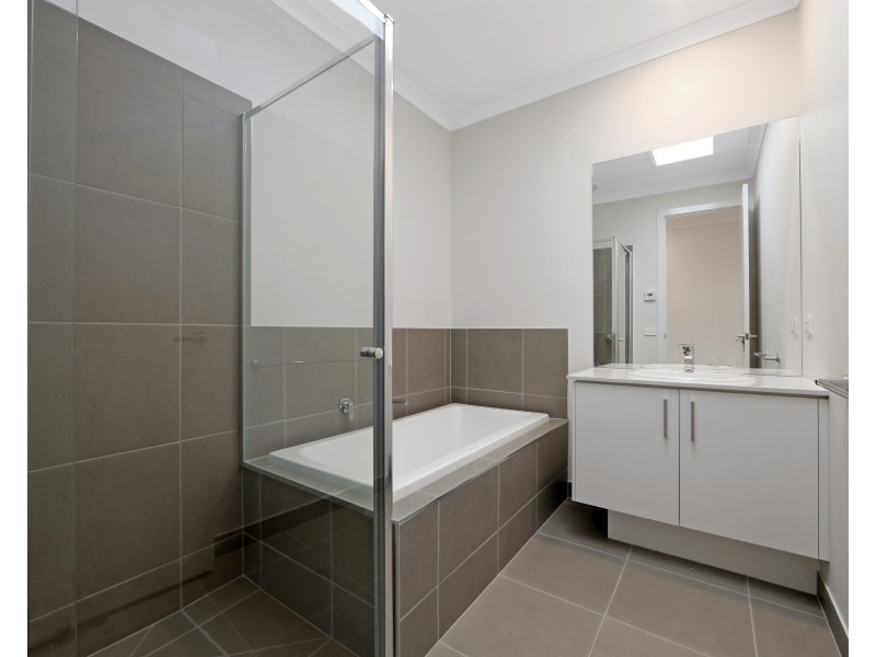 23A Bartlett Avenue, Croydon VIC 3136