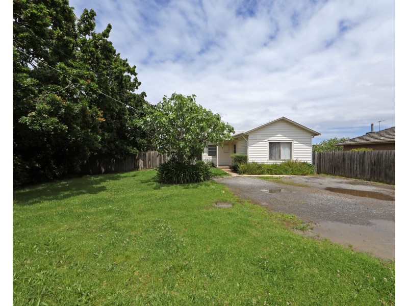 17 Allora  Avenue, Ferntree Gully VIC 3156