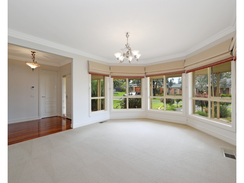 2 Clayden Rise, Lysterfield VIC 3156