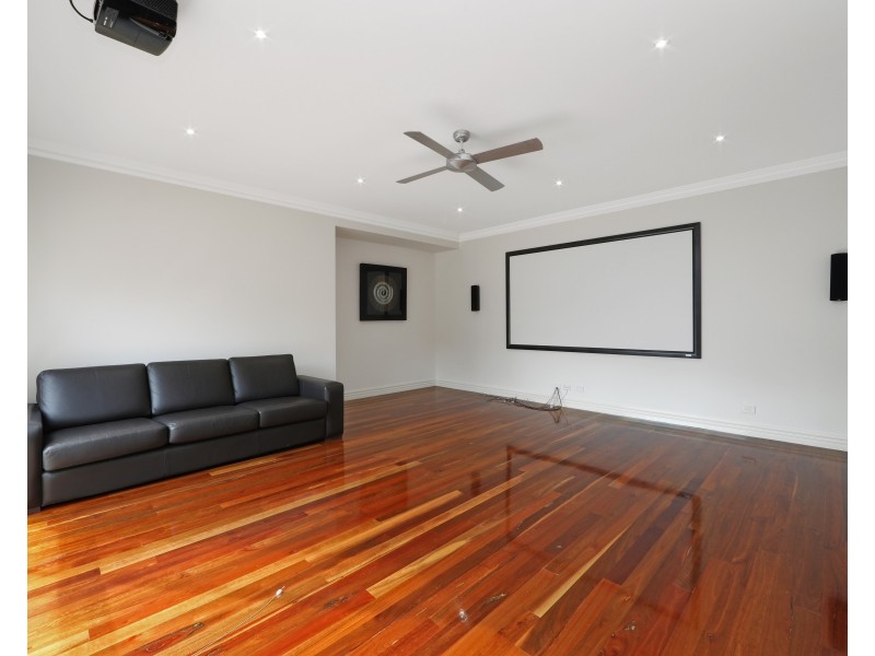 2 Clayden Rise, Lysterfield VIC 3156