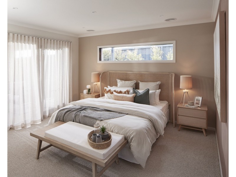 4 Mortlake Drive, Officer South VIC 3809