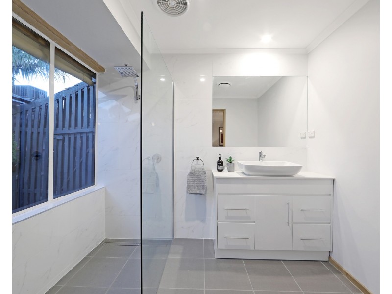 18 Tali Karng Close, Rowville VIC 3178
