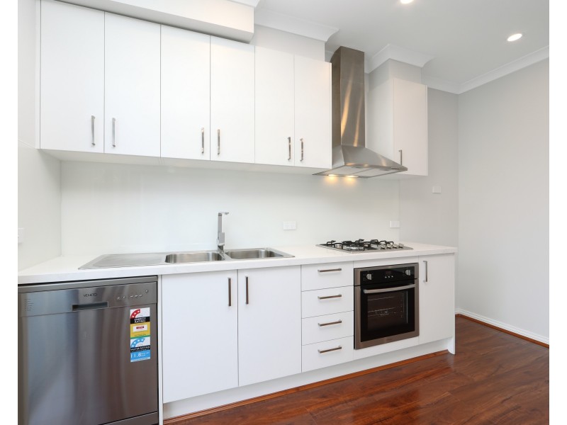 6 Wildflower Place, Kilsyth VIC 3137