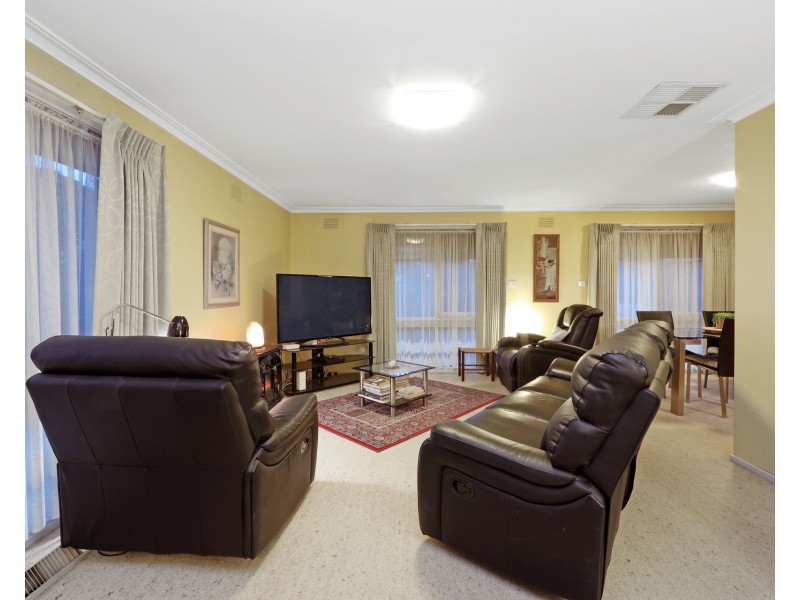 289 Windermere Drive, Ferntree Gully VIC 3156