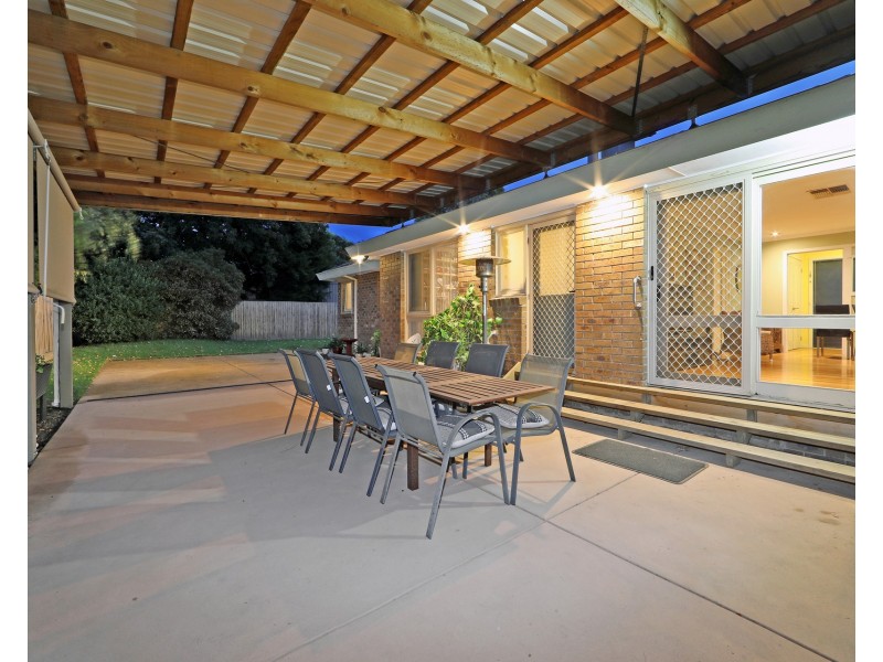 289 Windermere Drive, Ferntree Gully VIC 3156