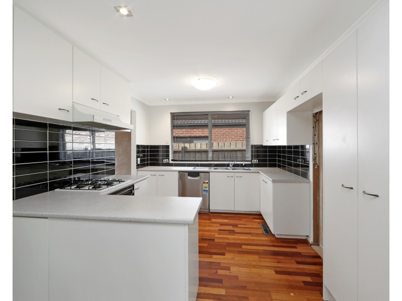 9 Snowgum Close, Rowville VIC 3178