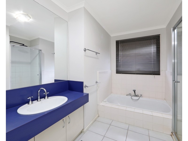 9 Snowgum Close, Rowville VIC 3178