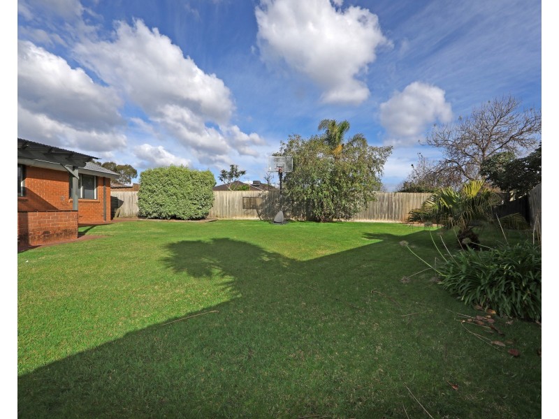 9 Snowgum Close, Rowville VIC 3178