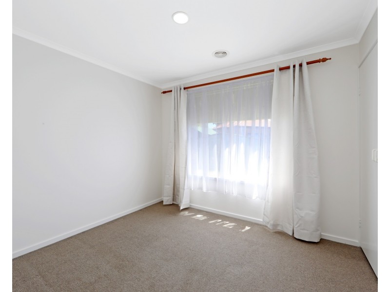 27 Farview Drive, Rowville VIC 3178