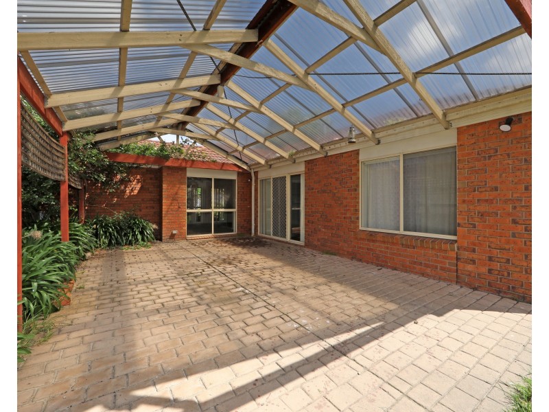 27 Farview Drive, Rowville VIC 3178
