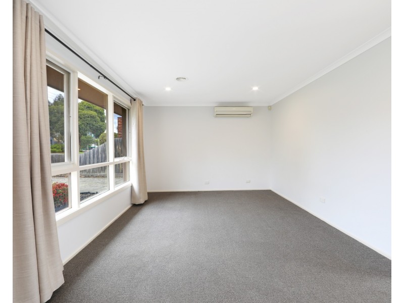 1/16 Stamford  Crescent, Rowville VIC 3178