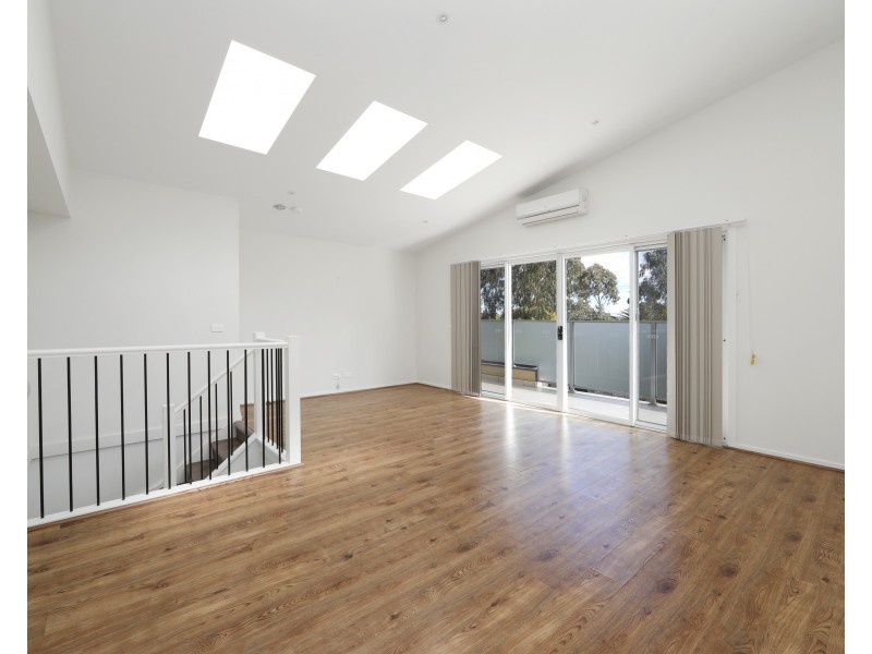 1/9 Stamford Crescent, Rowville VIC 3178