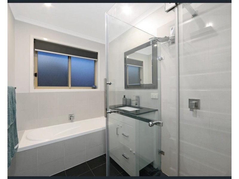 21 Magdalena  Place, Rowville VIC 3178