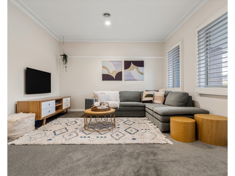 74 Grange  Drive, Lysterfield VIC 3156