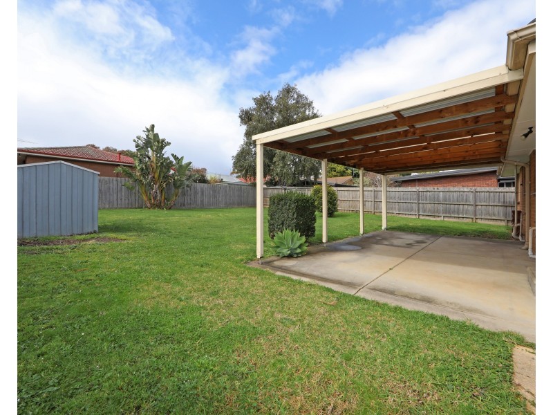 3 English  Avenue, Scoresby VIC 3179
