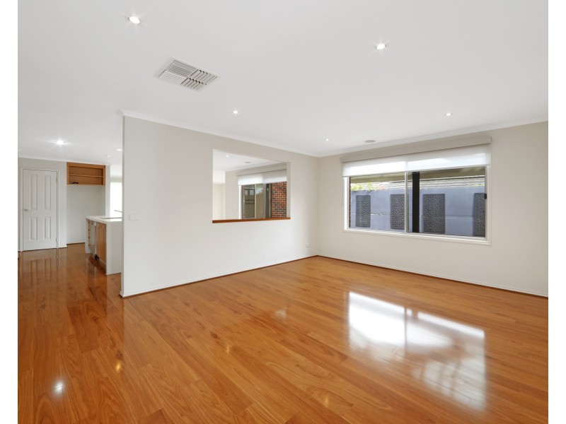 17 Millie Court, Rowville VIC 3178