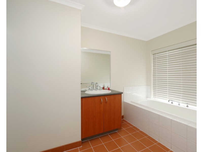 17 Millie Court, Rowville VIC 3178