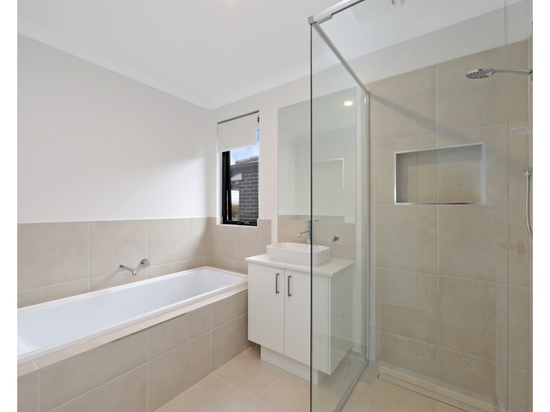 15A White  Road, Wantirna South VIC 3152