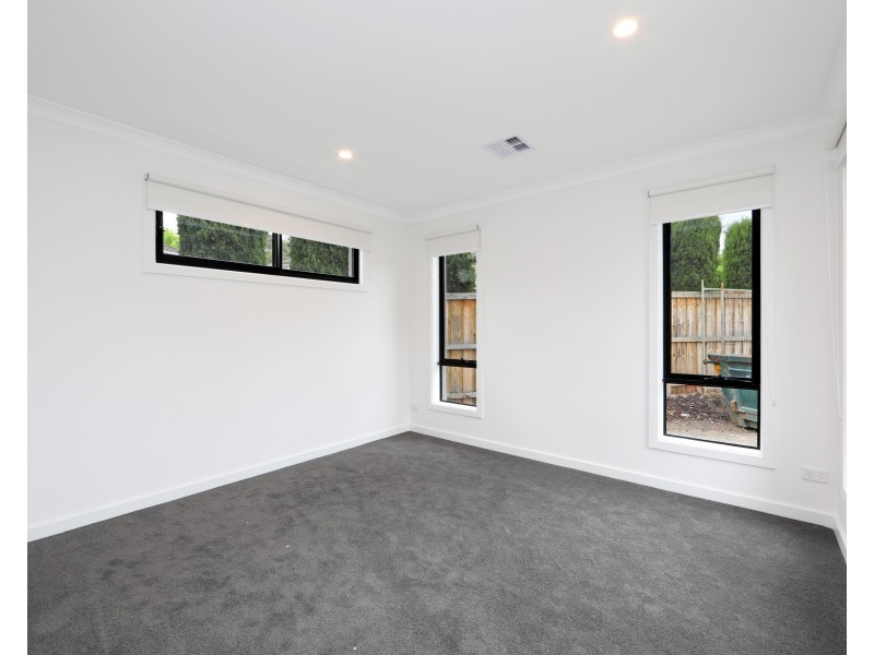 15A White  Road, Wantirna South VIC 3152