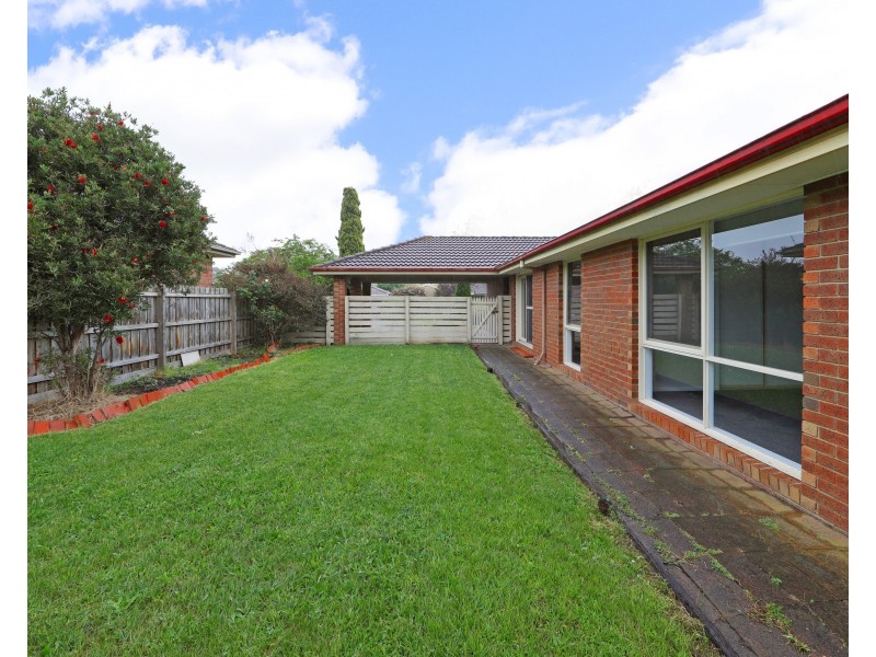 22 Fernlea Avenue, Rowville VIC 3178