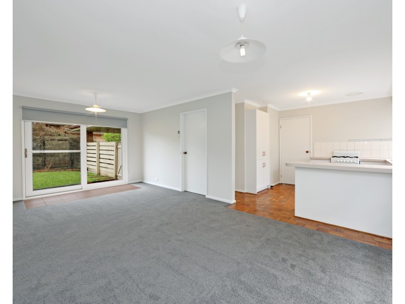 22 Fernlea Avenue, Rowville VIC 3178