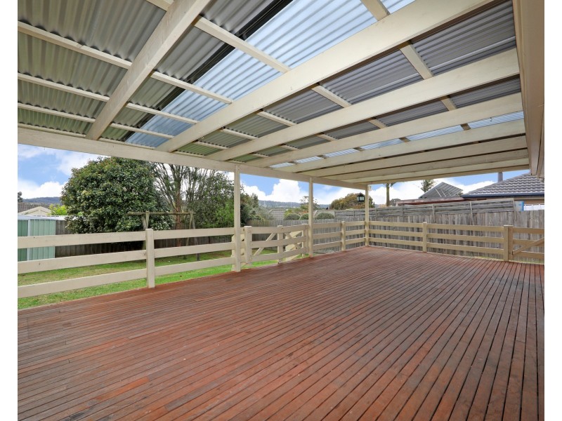 15 Nash Court, Endeavour Hills VIC 3802