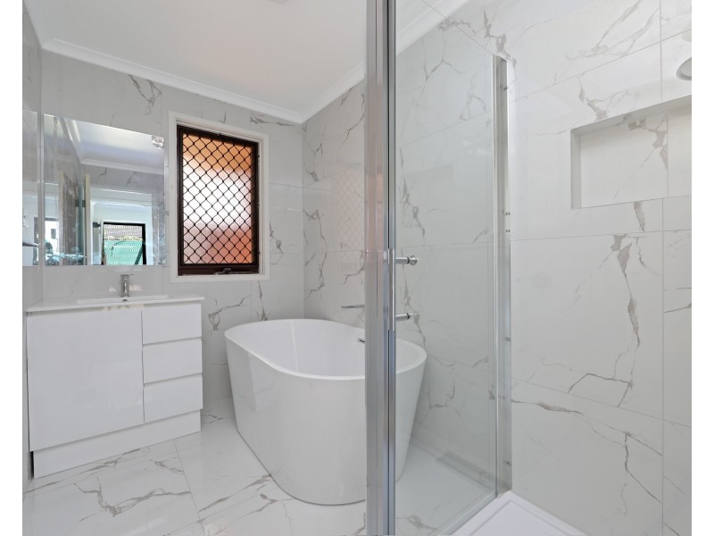 50 Spruce Drive, Rowville VIC 3178