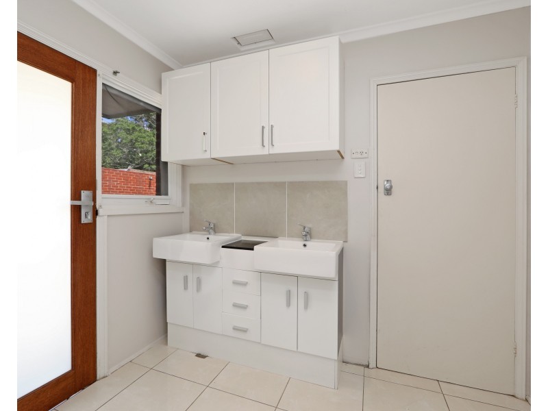 1/45 Bambra  Street, Croydon VIC 3136