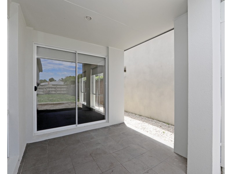 47 Sovereign Manors Crescent, Rowville VIC 3178