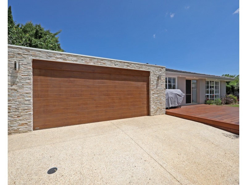 14 Eyre Close, Rowville VIC 3178