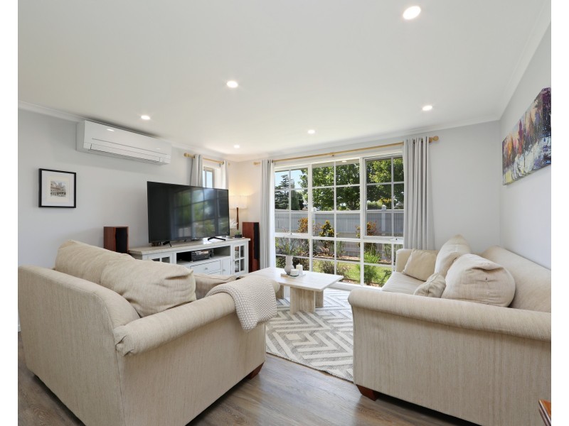 14 Eyre Close, Rowville VIC 3178