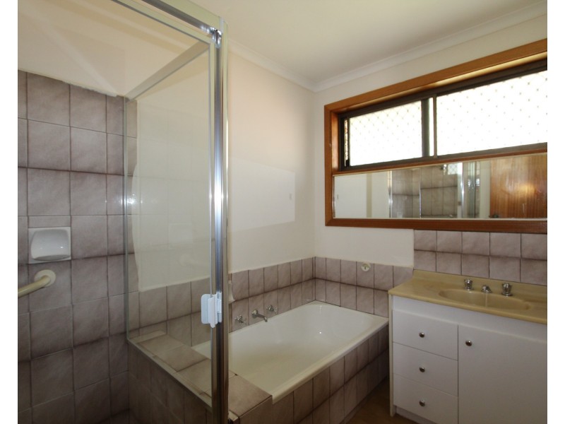 18 Jamieson Avenue, Rowville VIC 3178