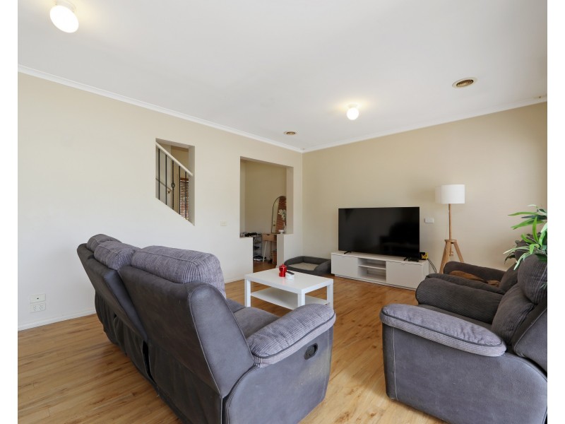 23 St Laurent Rise, Knoxfield VIC 3180