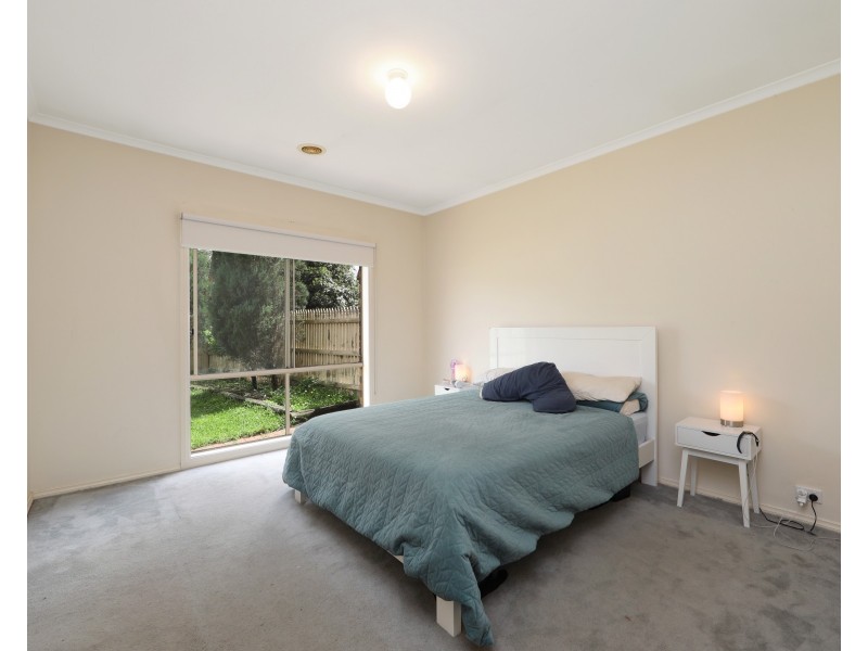 23 St Laurent Rise, Knoxfield VIC 3180